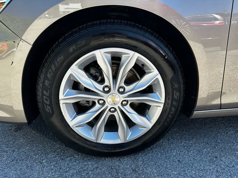 Used 2023 Chevrolet Malibu LT FWD image 34