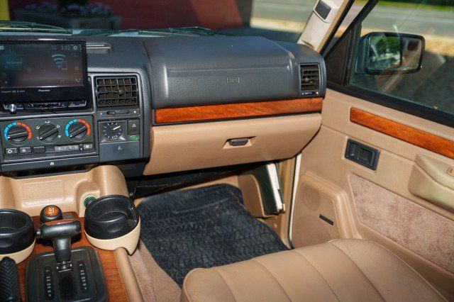 Used 1995 Land Rover Range Rover Classic AWD/4WD image 13