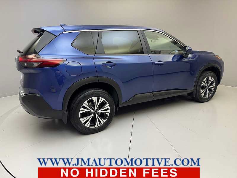 Used 2023 Nissan Rogue SV AWD/4WD image 5