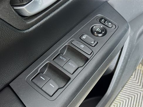 Used 2024 Honda CR-V EX image 17