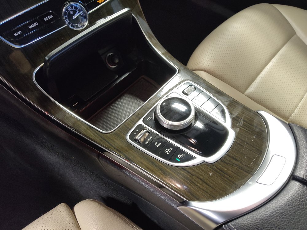 Used 2020 Mercedes-Benz C 300 Sedan image 26