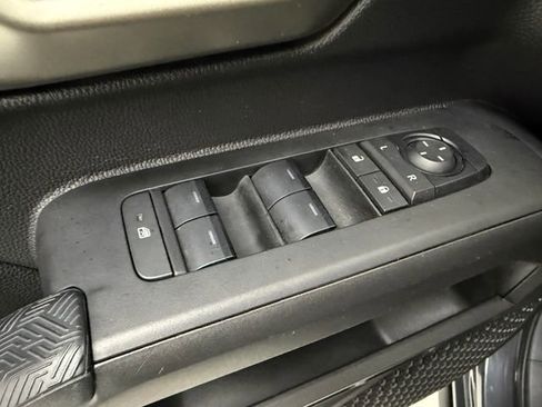 Used 2024 Toyota Tacoma TRD Sport image 29