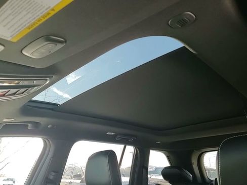 New 2026 Jeep Grand Cherokee Limited image 33