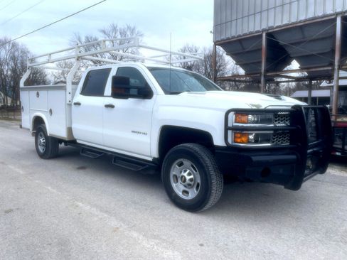 Used 2019 Chevrolet Silverado 2500 W/T w/ WT Convenience Package image 9