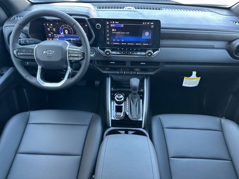 New 2026 Chevrolet Colorado Trail Boss w/ Midnight Edition AWD/4WD image 13