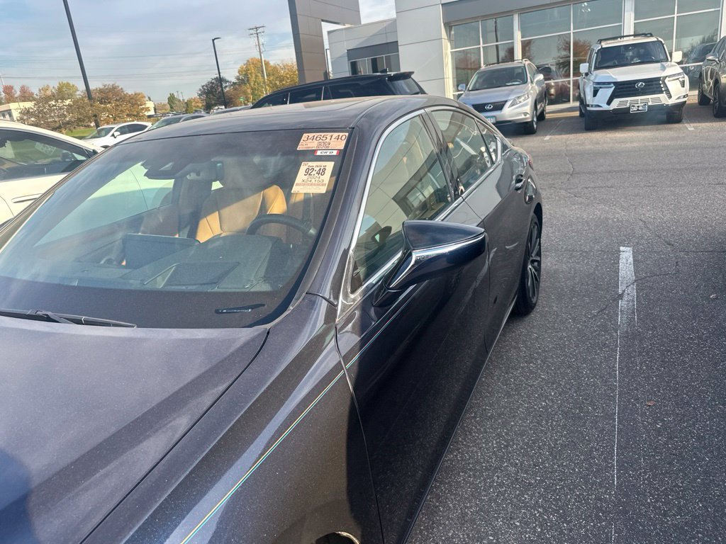 Used 2024 Lexus ES 350 w/ Premium Package FWD image 10