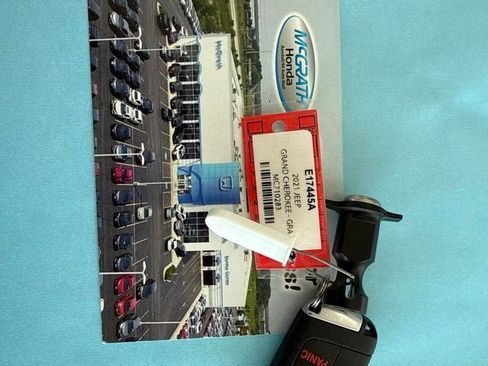 Used 2021 Jeep Grand Cherokee Limited w/ Trailer Tow Group IV AWD/4WD image 4