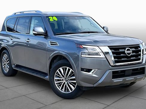 Used 2024 Nissan Armada SL AWD/4WD image 3