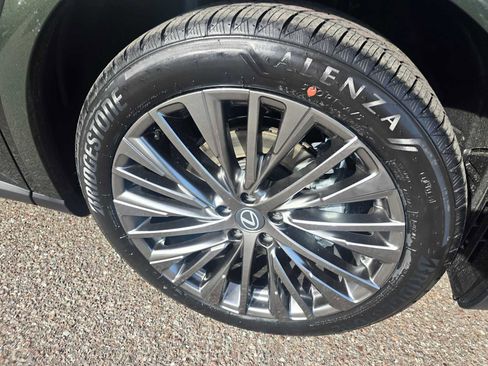 New 2026 Lexus RX 350 image 9