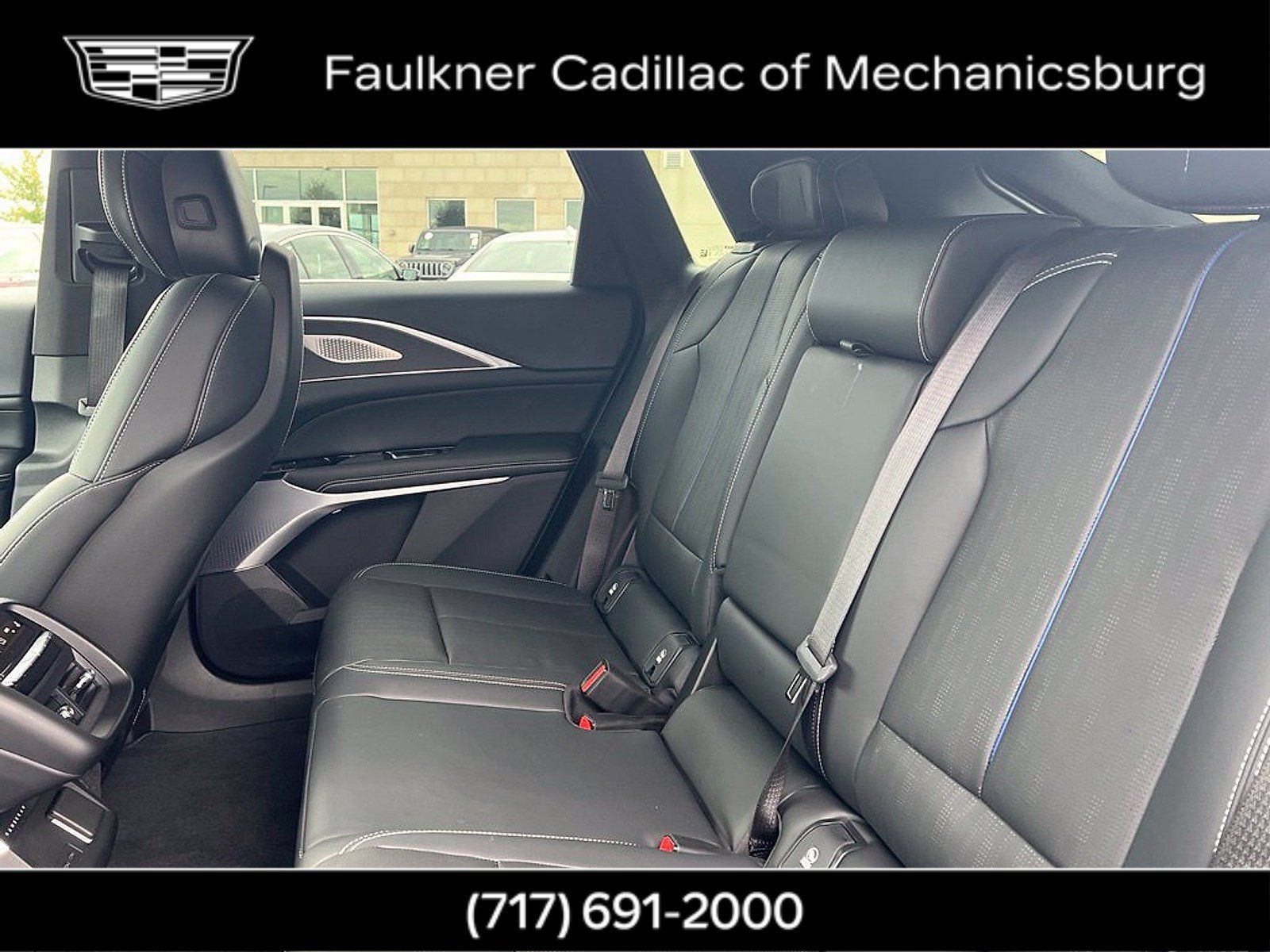 Used 2024 Cadillac Lyriq Sport AWD/4WD image 17