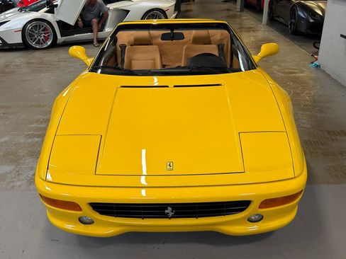 Used 1995 Ferrari F355 Spider RWD image 3