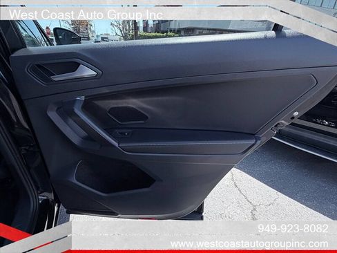 Used 2022 Volkswagen Tiguan S image 19