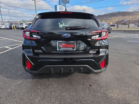 Certified 2025 Subaru Crosstrek 2.0i image 5