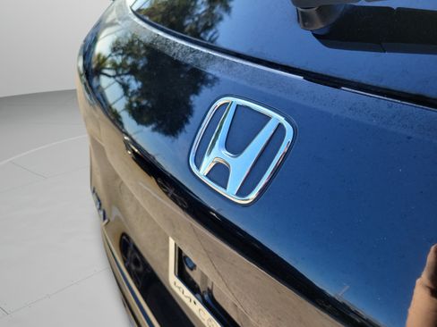 Certified 2023 Honda HR-V EX-L image 32