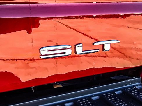 Used 2020 GMC Sierra 1500 SLT w/ SLT Premium Plus Package image 8