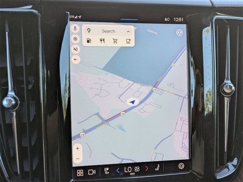 Certified 2022 Volvo XC60 B5 Inscription w/ Advanced Package image 24