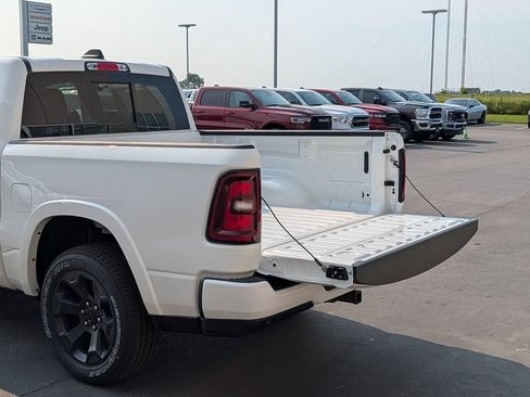 New 2026 RAM 1500 Big Horn AWD/4WD image 7