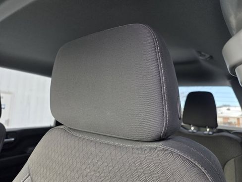 Used 2025 Chevrolet Silverado 2500 Custom w/ Custom Value Package image 20