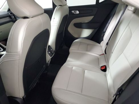 Certified 2026 Volvo XC40 B5 Plus w/ Protection Package Premier AWD/4WD image 15