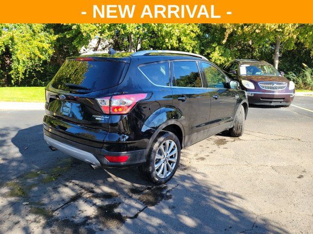 Used 2018 Ford Escape Titanium AWD/4WD image 3