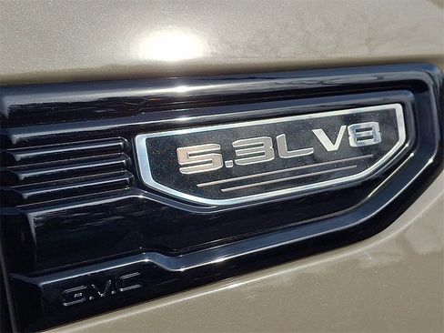 Used 2023 GMC Sierra 1500 Elevation image 30