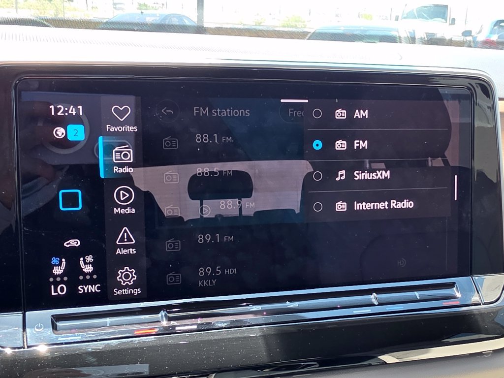 Certified 2025 Volkswagen Atlas SE AWD/4WD image 24