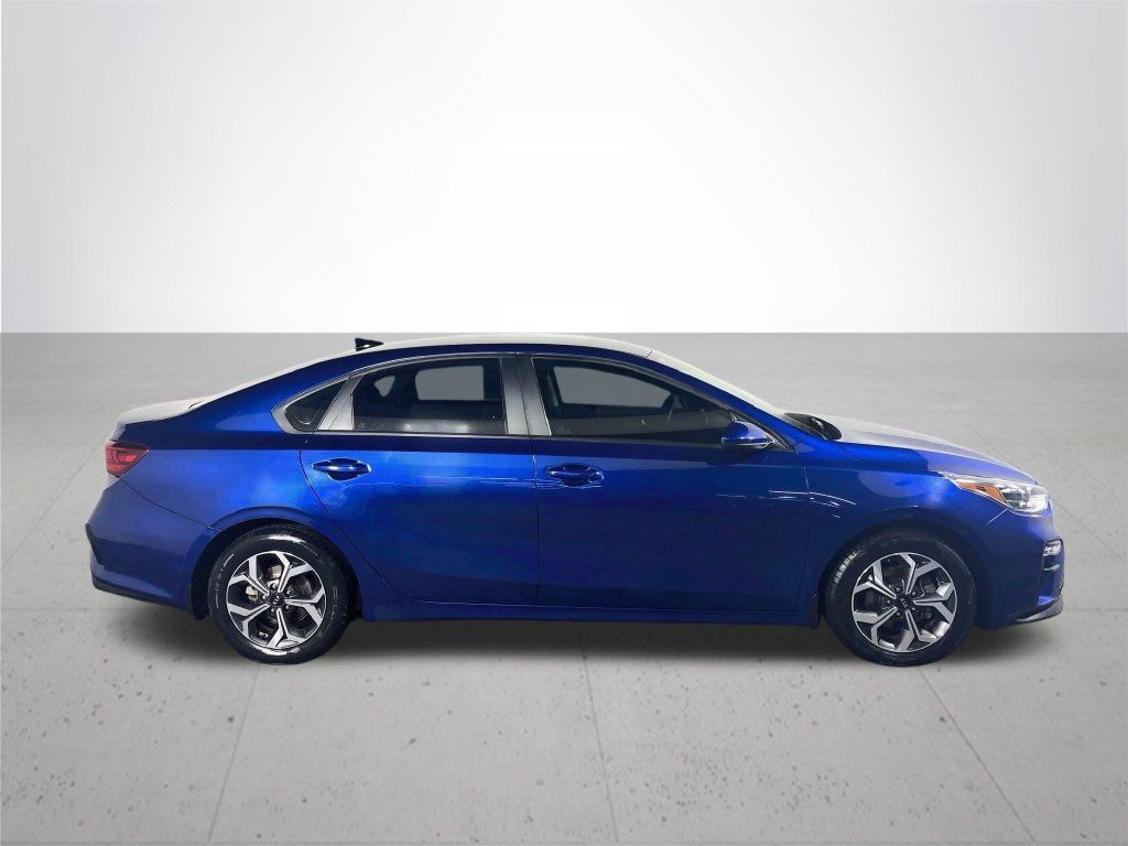 Used 2019 Kia Forte LXS FWD image 5