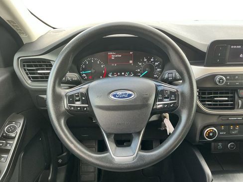 Used 2021 Ford Escape S image 18