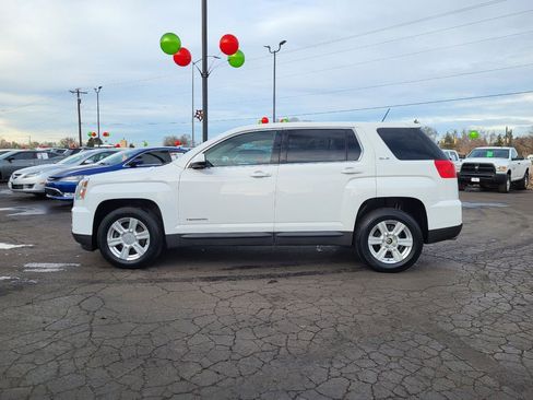 Used 2016 GMC Terrain SLE image 2