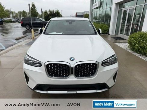 Used 2024 BMW X4 xDrive30i w/ Premium Package AWD/4WD image 2