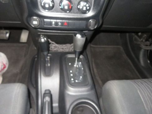 Used 2012 Jeep Wrangler Sport image 31