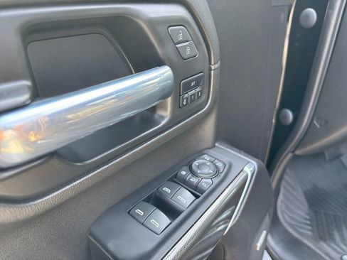 Used 2023 GMC Sierra 3500 AT4 w/ AT4 Premium Plus Package image 24