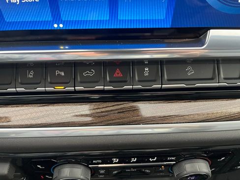 New 2026 Chevrolet Silverado 2500 LT image 33