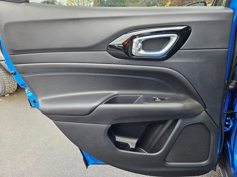 New 2026 Jeep Compass Limited image 14