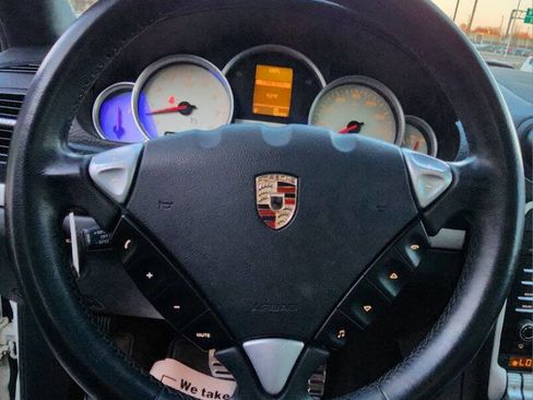 Used 2010 Porsche Cayenne GTS image 38