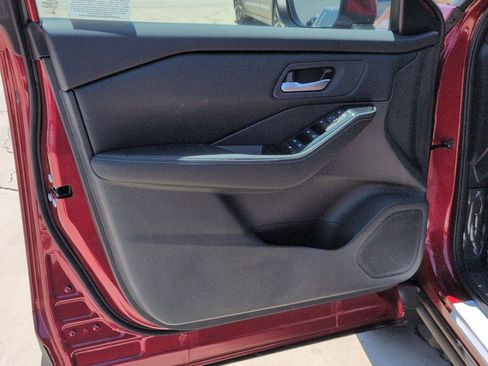 New 2026 Nissan Rogue SV FWD image 13