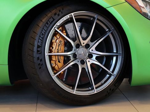 Used 2018 Mercedes-Benz AMG GT R image 10