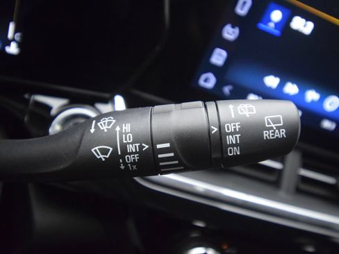 Used 2026 Chevrolet Trax RS w/ Driver Confidence Package FWD image 36