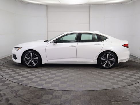 Used 2025 Acura TLX w/ Technology Package image 9