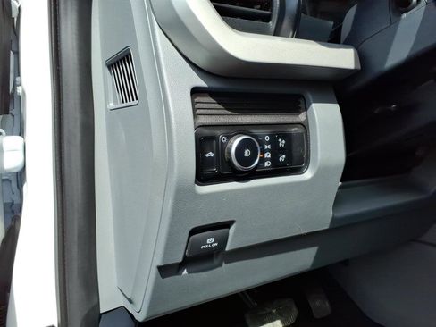 Used 2024 Ford F250 XLT w/ FX4 Off-Road Package image 7