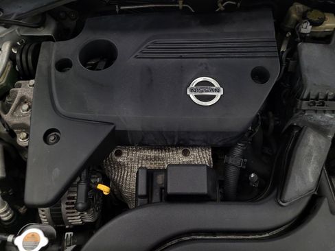 Used 2015 Nissan Altima 2.5 SV image 30