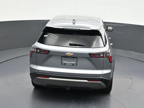 Used 2025 Chevrolet Equinox LT FWD image 20