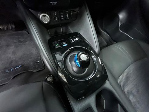 Used 2024 Nissan Leaf SV Plus FWD image 15