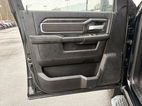 Used 2024 RAM 2500 Big Horn image 11