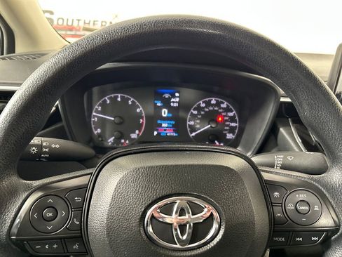 Used 2023 Toyota Corolla LE image 12