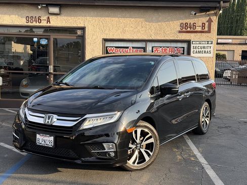 Used 2019 Honda Odyssey Elite image 1