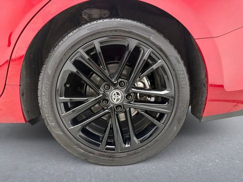 Used 2025 Toyota Camry SE w/ Convenience Package FWD image 26