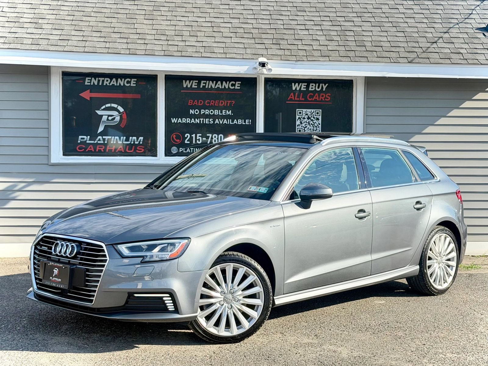 Used 2017 Audi A3 e-tron Premium Plus w/ Technology Package FWD image 1