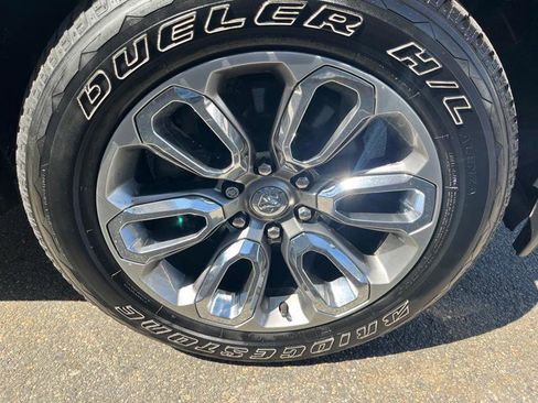 Used 2021 RAM 1500 Laramie w/ Sport Appearance Package image 9