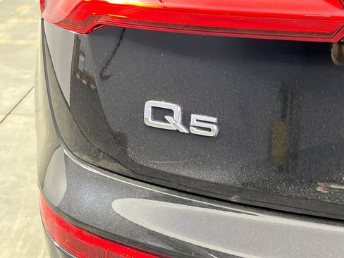 Used 2020 Audi Q5 e Premium Plus w/ Premium Plus Package image 44